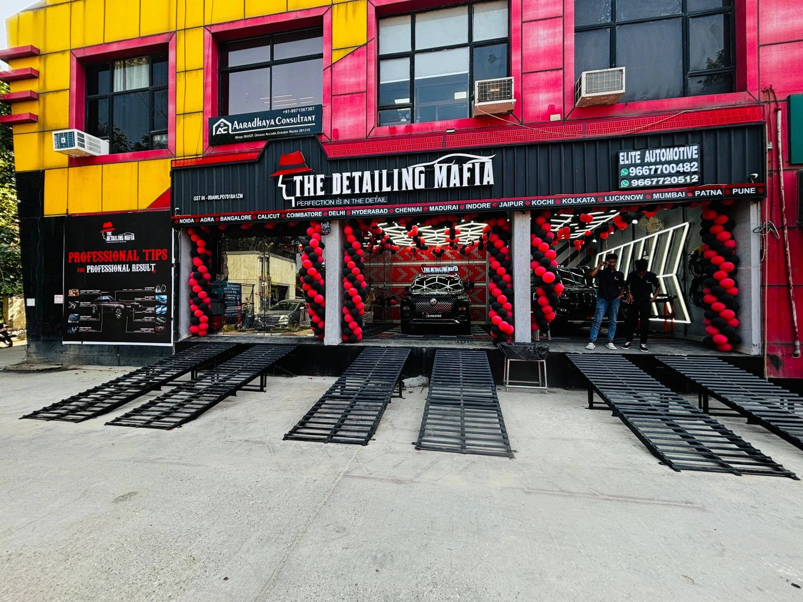 Car Detailing Service in Greater Noida Pari Chowk
